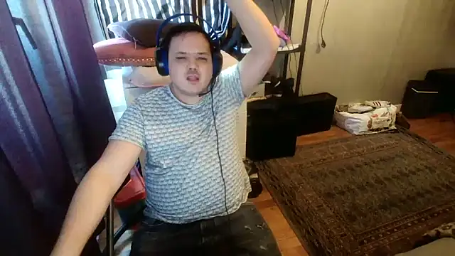 Snapshot of Bebemickey75 chatting on 02.02.25 Bebemickey75 online show from 02.02.25