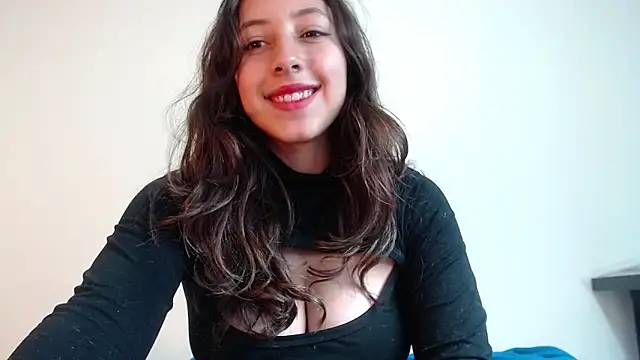 Snapshot of kute_Aliz chatting on 03.20.25 kute Aliz online show from 03.20.25