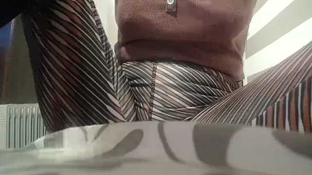 Snapshot of Web_Lady chatting on 09.28.25 Web Lady online show from 09.28.25