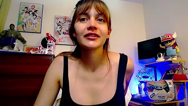 Snapshot of Pretty-10Woman chatting on 12.10.24 Pretty-10Woman online show from 12.10.24
