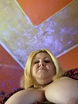 Snapshot of ducicsajsziii chatting on 01.25.25 ducicsajsziii online show from 01.25.25