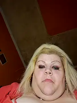 Snapshot of ducicsajsziii chatting on 03.13.25 ducicsajsziii online show from 03.13.25