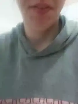 Snapshot of bruna_safadinhaa chatting on 02.23.25 bruna safadinhaa online show from 02.23.25