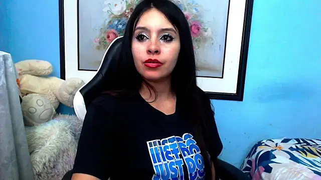 Snapshot of Luciana_and_Neitan chatting on 01.08.25 Luciana and Neitan online show from 01.08.25