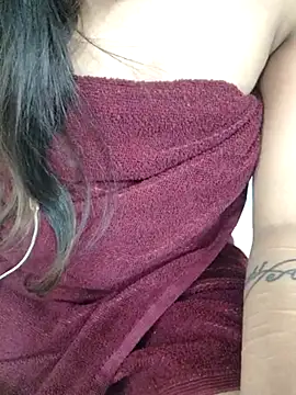 Snapshot of Roshni_98 chatting on 03.19.25 Roshni 98 online show from 03.19.25