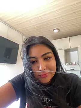 Snapshot of NatashaBrown12 chatting on 09.22.25 NatashaBrown12 online show from 09.22.25