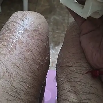 Snapshot of surfer_fun29 chatting on 11.19.25 surfer fun29 online show from 11.19.25