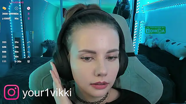 Snapshot of Vikki_Cheese chatting on 02.17.25 Vikki Cheese online show from 02.17.25