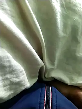 Snapshot of Niladri1410 chatting on 12.25.24 Niladri1410 online show from 12.25.24