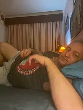 Snapshot of Russirayu chatting on 09.20.25 Russirayu online show from 09.20.25