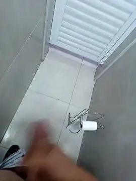 Snapshot of Brutao_ chatting on 09.30.25 Brutao online show from 09.30.25