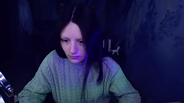 Snapshot of VeliraBraitberg chatting on 12.15.24 VeliraBraitberg online show from 12.15.24