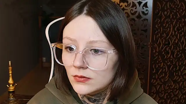 Snapshot of VeliraBraitberg chatting on 03.21.25 VeliraBraitberg online show from 03.21.25