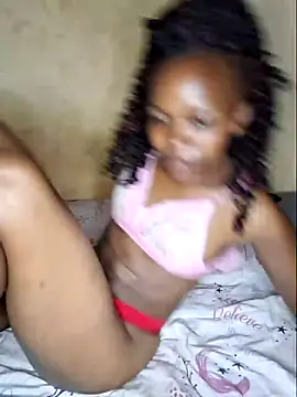 Snapshot of Tight_pussy_ke chatting on 01.26.25 Tight pussy ke online show from 01.26.25