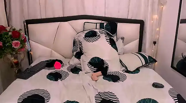 InkedSabrina online show from 02.14.25