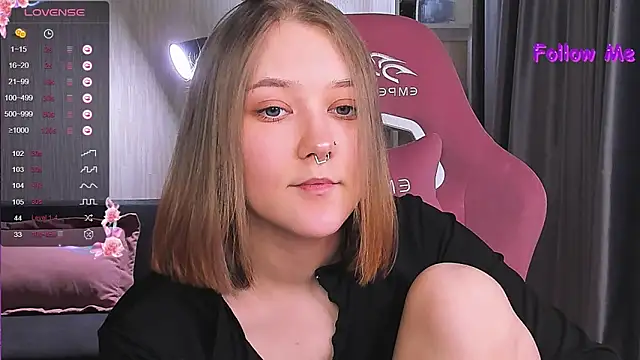 Snapshot of bunny_bubble chatting on 12.06.24 bunny bubble online show from 12.06.24