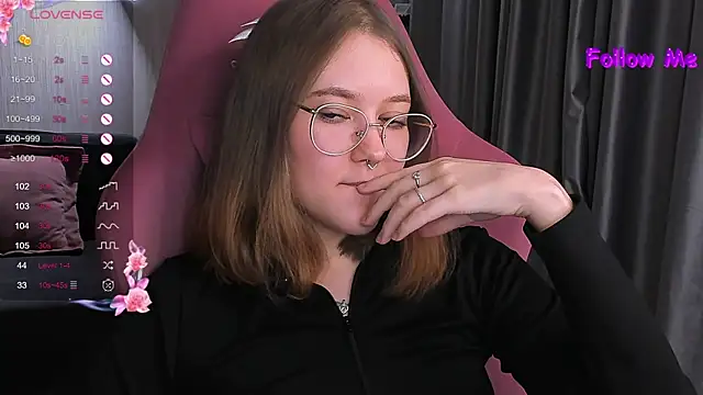 Snapshot of bunny_bubble chatting on 03.03.25 bunny bubble online show from 03.03.25