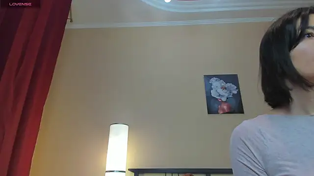 Snapshot of yourastral chatting on 02.10.25 yourastral online show from 02.10.25