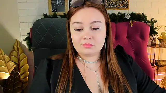 Snapshot of KimberlyMaran chatting on 12.27.24 KimberlyMaran online show from 12.27.24