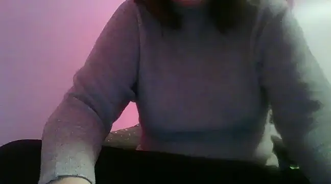 Snapshot of Lucinka1 chatting on 02.08.25 Lucinka1 online show from 02.08.25