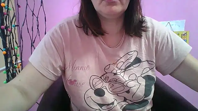 Snapshot of Lucinka1 chatting on 03.13.25 Lucinka1 online show from 03.13.25