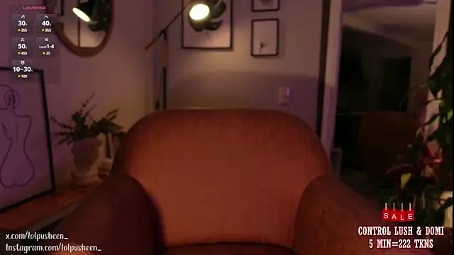 Snapshot of JulietteDee chatting on 02.24.25 JulietteDee online show from 02.24.25