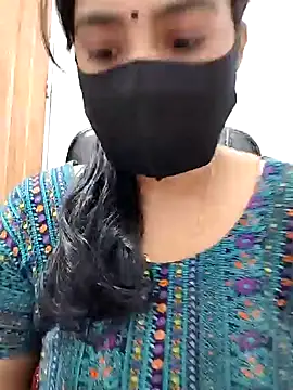 Snapshot of Ritusri_Dotta chatting on 12.19.24 Ritusri Dotta online show from 12.19.24