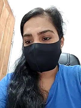 Snapshot of Ritusri_Dotta chatting on 12.23.24 Ritusri Dotta online show from 12.23.24