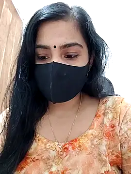 Snapshot of Ritusri_Dotta chatting on 12.28.24 Ritusri Dotta online show from 12.28.24