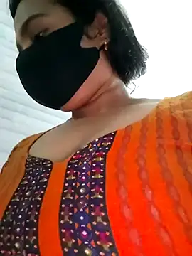 Snapshot of Ritusri_Dotta chatting on 12.30.24 Ritusri Dotta online show from 12.30.24