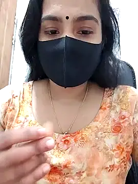 Snapshot of Ritusri_Dotta chatting on 01.07.25 Ritusri Dotta online show from 01.07.25