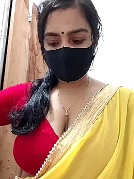 Snapshot of Ritusri_Dotta chatting on 02.05.25 Ritusri Dotta online show from 02.05.25