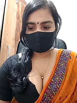 Snapshot of Ritusri_Dotta chatting on 02.07.25 Ritusri Dotta online show from 02.07.25