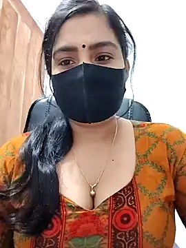Snapshot of Ritusri_Dotta chatting on 02.10.25 Ritusri Dotta online show from 02.10.25
