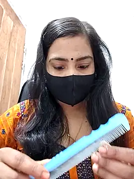 Snapshot of Ritusri_Dotta chatting on 02.22.25 Ritusri Dotta online show from 02.22.25