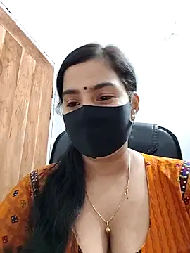 Snapshot of Ritusri_Dotta chatting on 02.25.25 Ritusri Dotta online show from 02.25.25