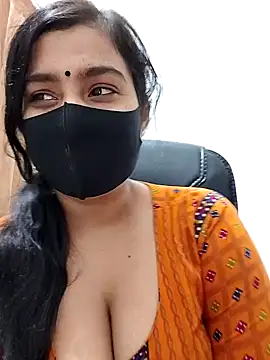 Snapshot of Ritusri_Dotta chatting on 02.28.25 Ritusri Dotta online show from 02.28.25