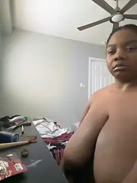 Snapshot of kaycee2nasty chatting on 11.14.25 kaycee2nasty online show from 11.14.25