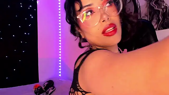 Snapshot of willow_poisson chatting on 12.27.24 willow poisson online show from 12.27.24