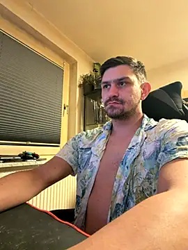 Snapshot of Shaiiboy chatting on 11.03.25 Shaiiboy online show from 11.03.25