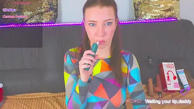 Snapshot of AlexaStoun chatting on 01.03.25 AlexaStoun online show from 01.03.25