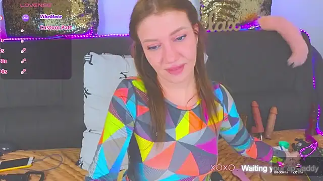 Snapshot of AlexaStoun chatting on 01.31.25 AlexaStoun online show from 01.31.25