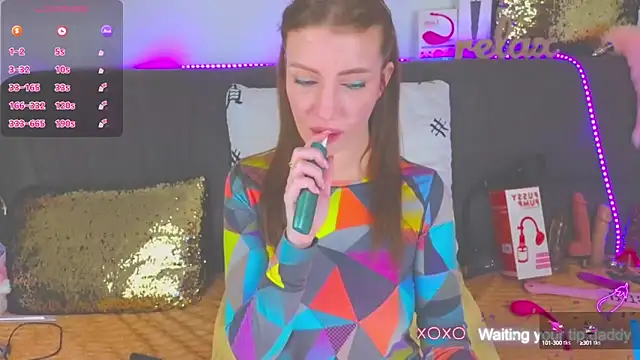 Snapshot of AlexaStoun chatting on 03.02.25 AlexaStoun online show from 03.02.25