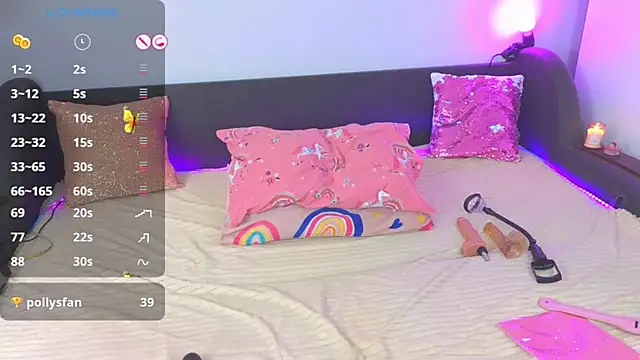 Snapshot of AlexaStoun chatting on 09.18.25 AlexaStoun online show from 09.18.25