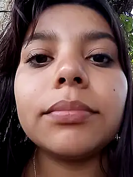 Snapshot of stefanie010 chatting on 01.19.25 stefanie010 online show from 01.19.25