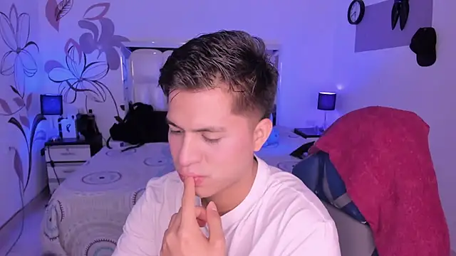 Snapshot of Niicky1_ chatting on 02.11.25 Niicky1  online show from 02.11.25