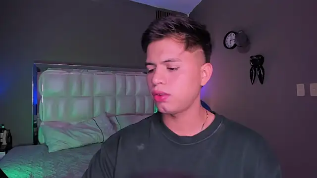 Snapshot of Niicky1_ chatting on 09.13.25 Niicky1  online show from 09.13.25