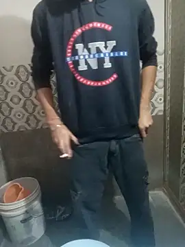 Snapshot of snigdha25 chatting on 09.30.25 snigdha25 online show from 09.30.25