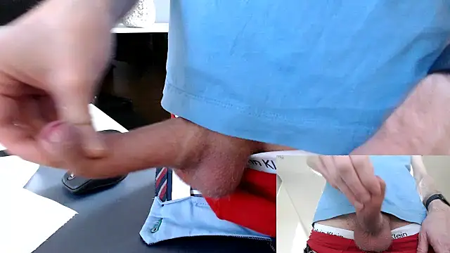 Snapshot of sperma_tributes chatting on 01.28.25 sperma tributes online show from 01.28.25