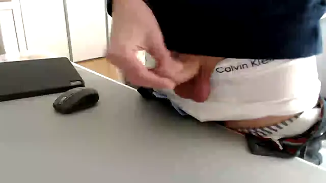 Snapshot of sperma_tributes chatting on 02.27.25 sperma tributes online show from 02.27.25